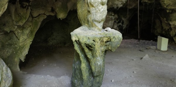 Caves and Shrines tour Zanzibar