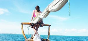 Cruise with dhow boat